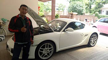 เปลี่ยนแบตรถยนต์ PORSCHE